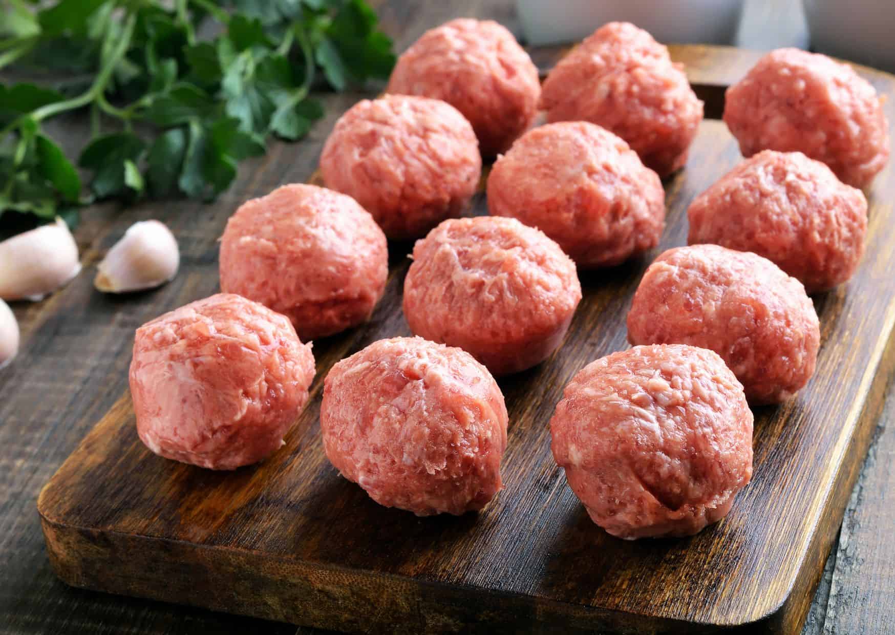 Why Homemade Swedish Meatballs Always Beat IKEA’s 2 How To Make Homemade Swedish Meatballs (Recipe Guide) Tips And Calories, How To Make Homemade Meatballs (Recipe Guide) Tips And Calories