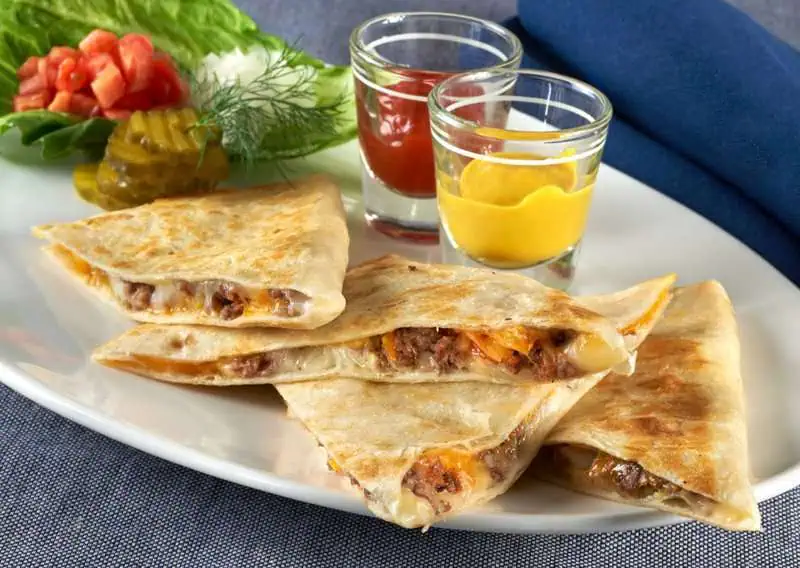 How to Make Quesadilla – Authentic Quesadilla (Recipe Guide)
