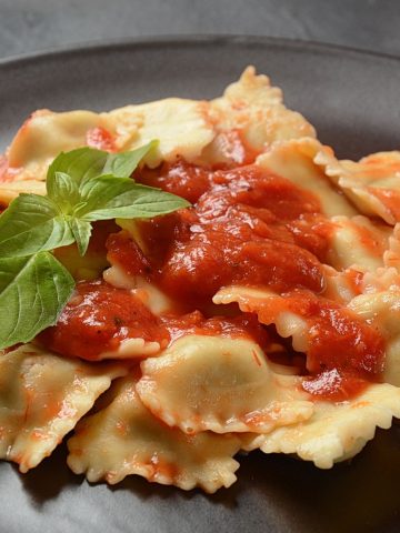 https://www.gamintraveler.com/2024/05/20/common-tourist-mistakes-in-venice/, How to Make Ravioli - Authentic Ravioli (Recipe Guide) Tips And Calories