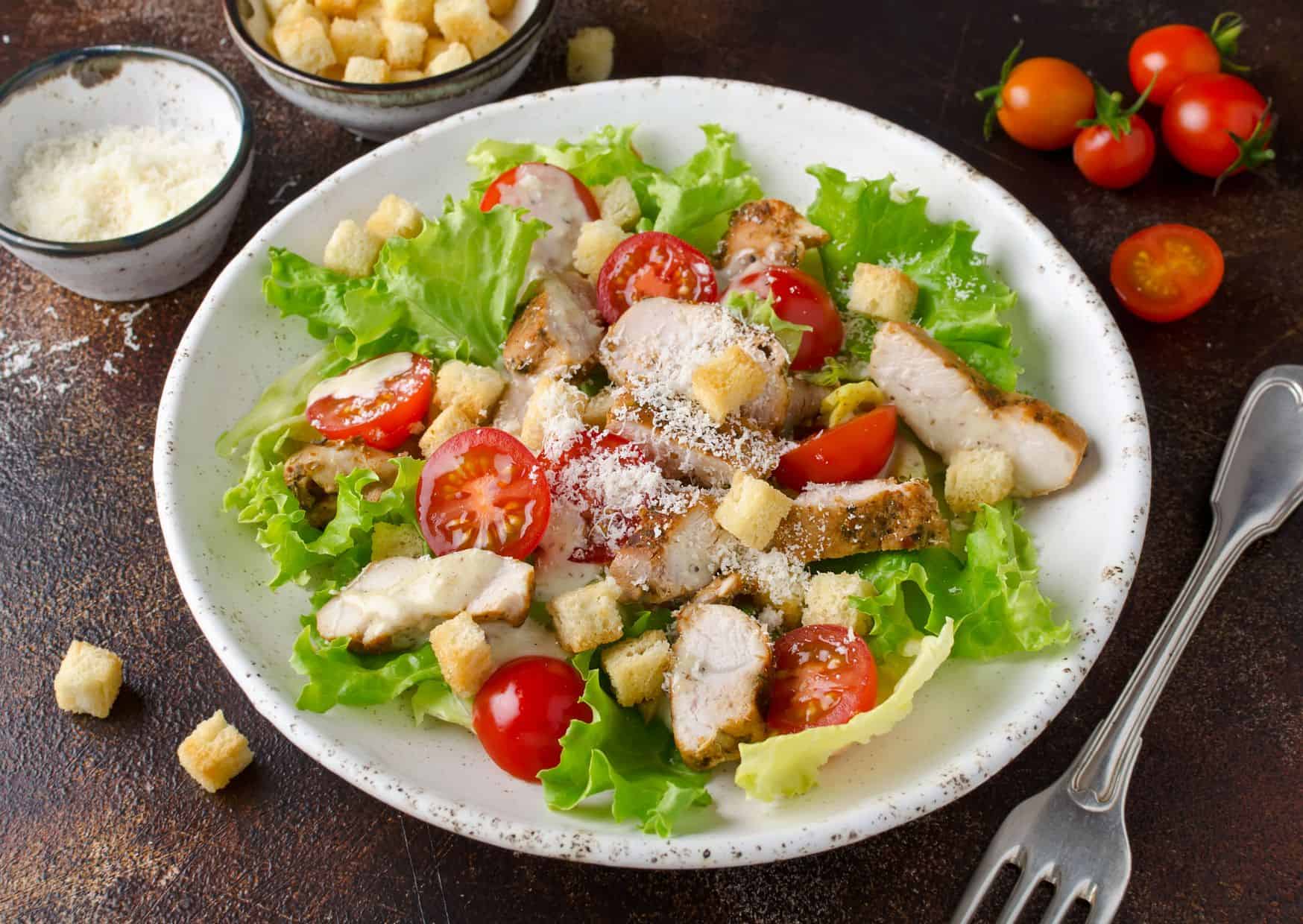 How To Make Caesar Salad (Recipe Guide) Tips And Calories