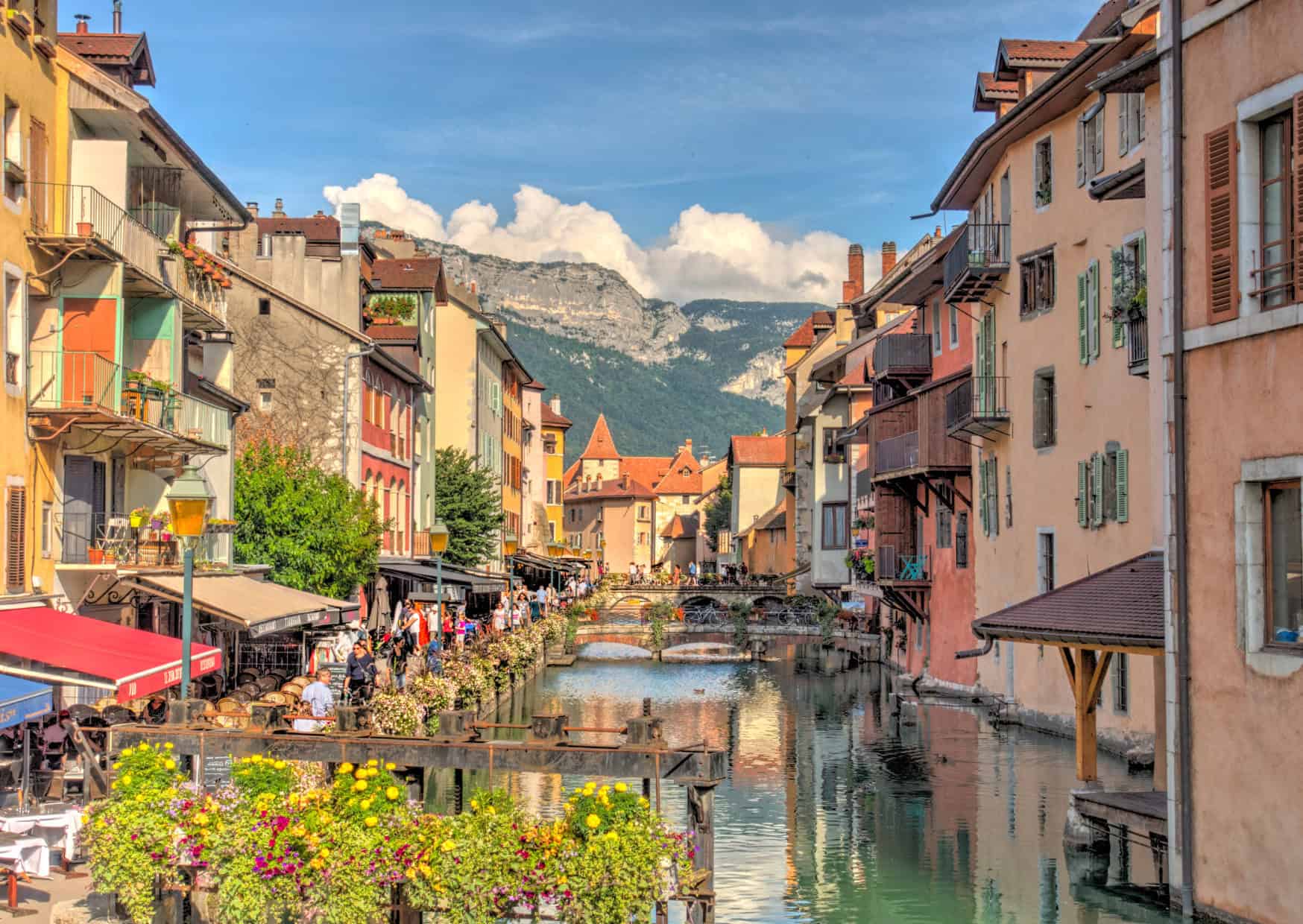 Countries Americans Are Moving to France