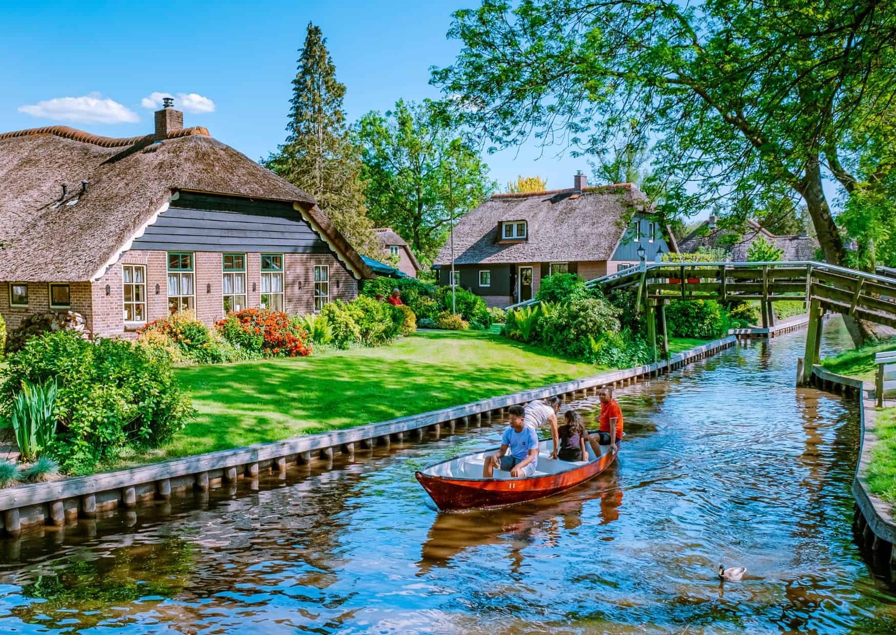 Giethoorn, Netherlands, 10 Most Beautiful Towns in Europe That You Never Heard About