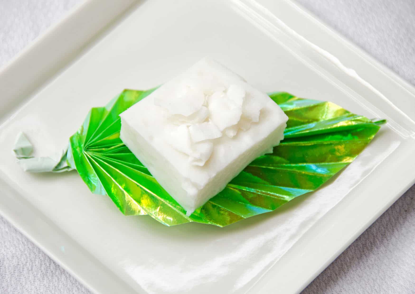 5 Most Popular Hawaiian Dishes You Need to Try (And How to Make Them at Home) 5 5 Most Popular Dishes in Hawaii (Recipe Guide), How To Make Haupia (Recipe Guide)