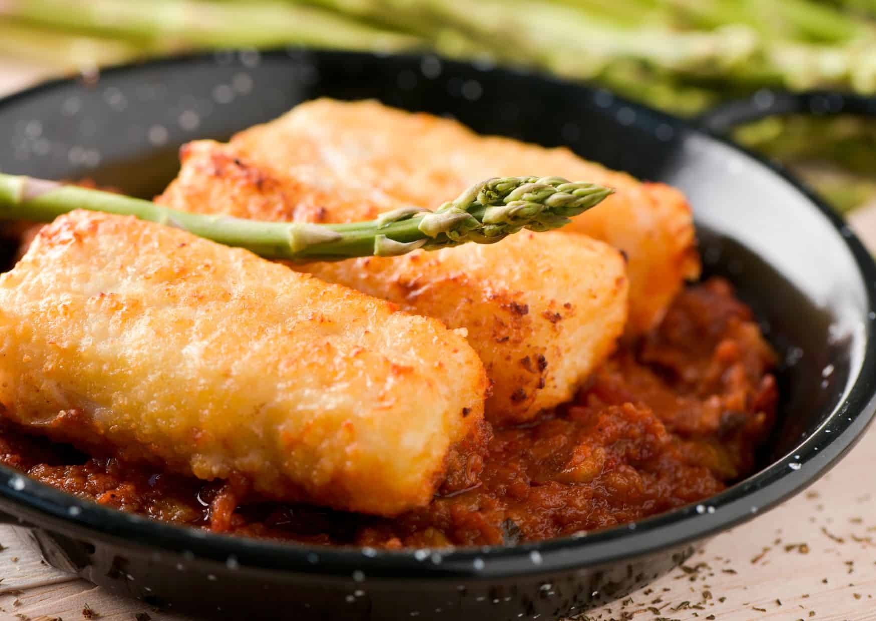 5 Delicious Food In Spain That Aren't So Popular As Paella, How To Make Bacalao a la Vizcaína Basque-Style Cod (Recipe Guide)