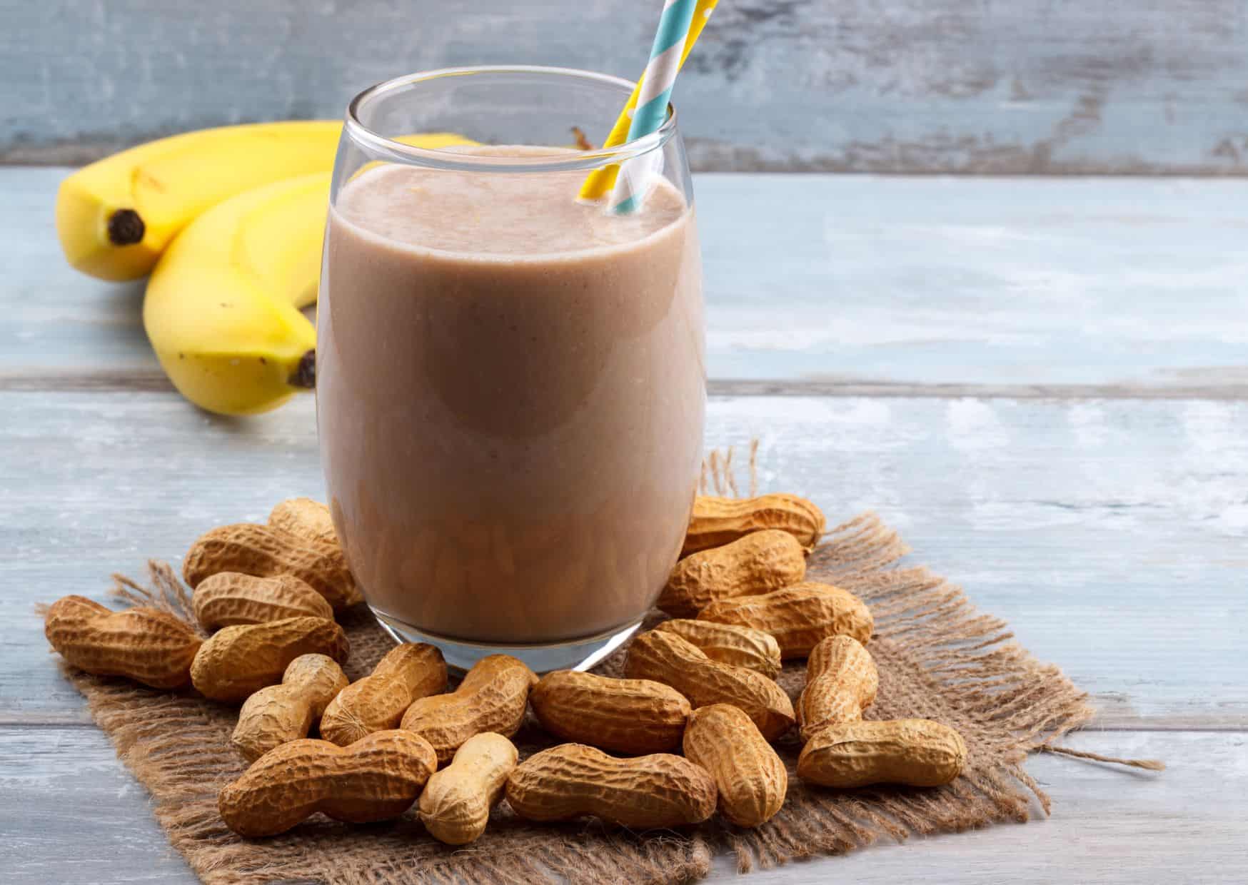 10 Most Delicious Smoothies To Try, Chocolate Peanut Butter Smoothie, 