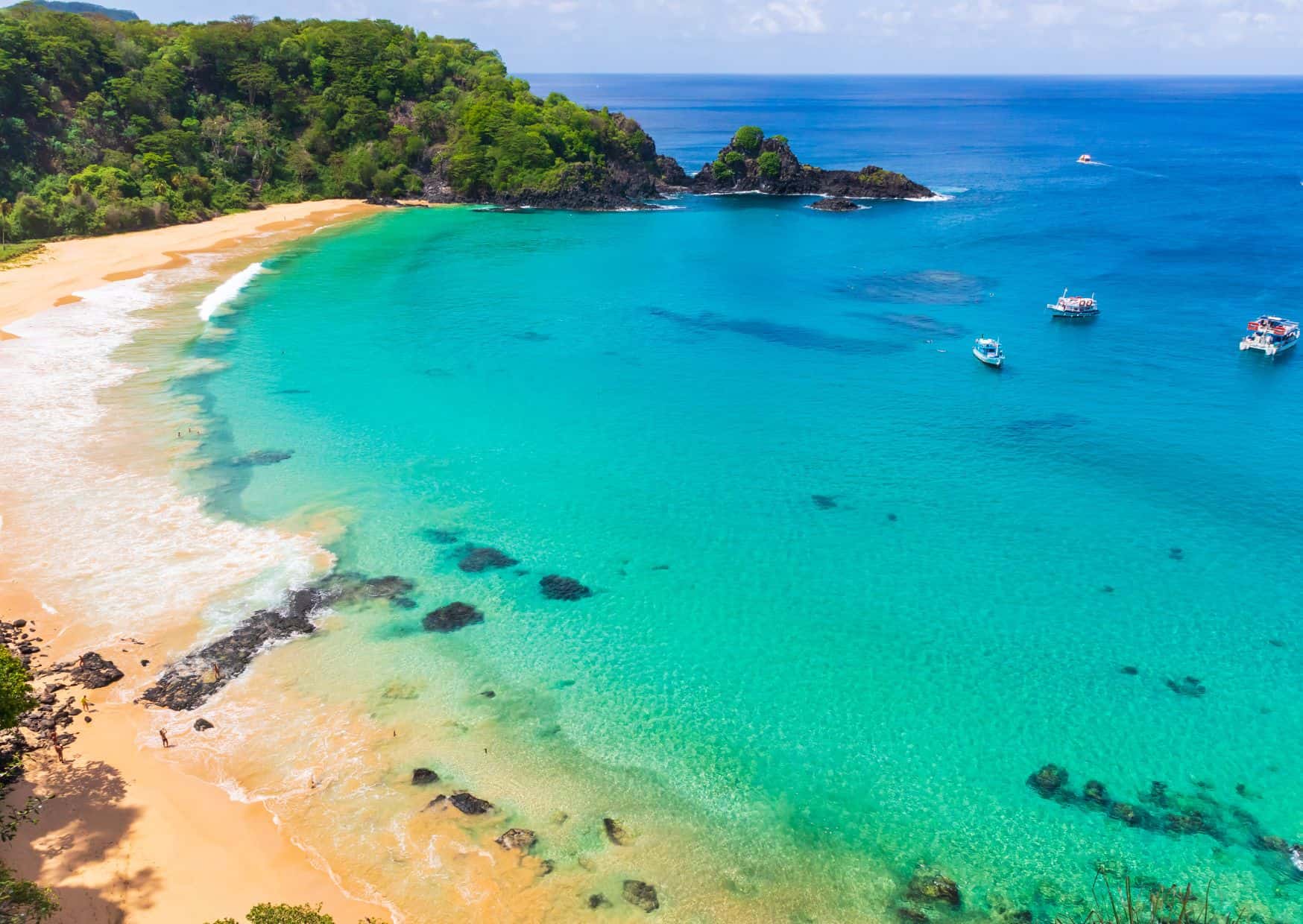 20 Beaches So Stunning You’ll Rethink Every Other Vacation Spot 7 Baía do Sancho, Brazil