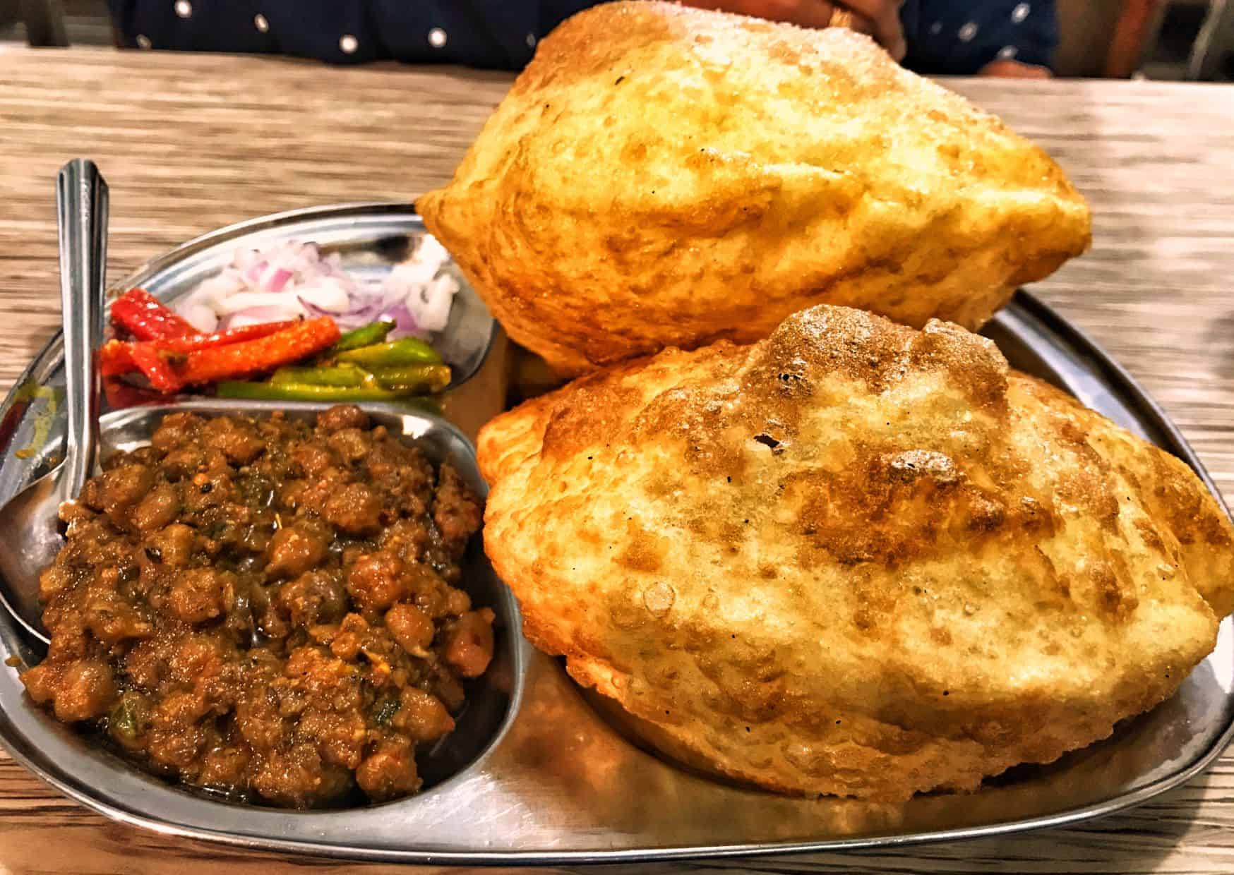 How To Make Chole Bhature Chickpea Curry (Recipe Guide)