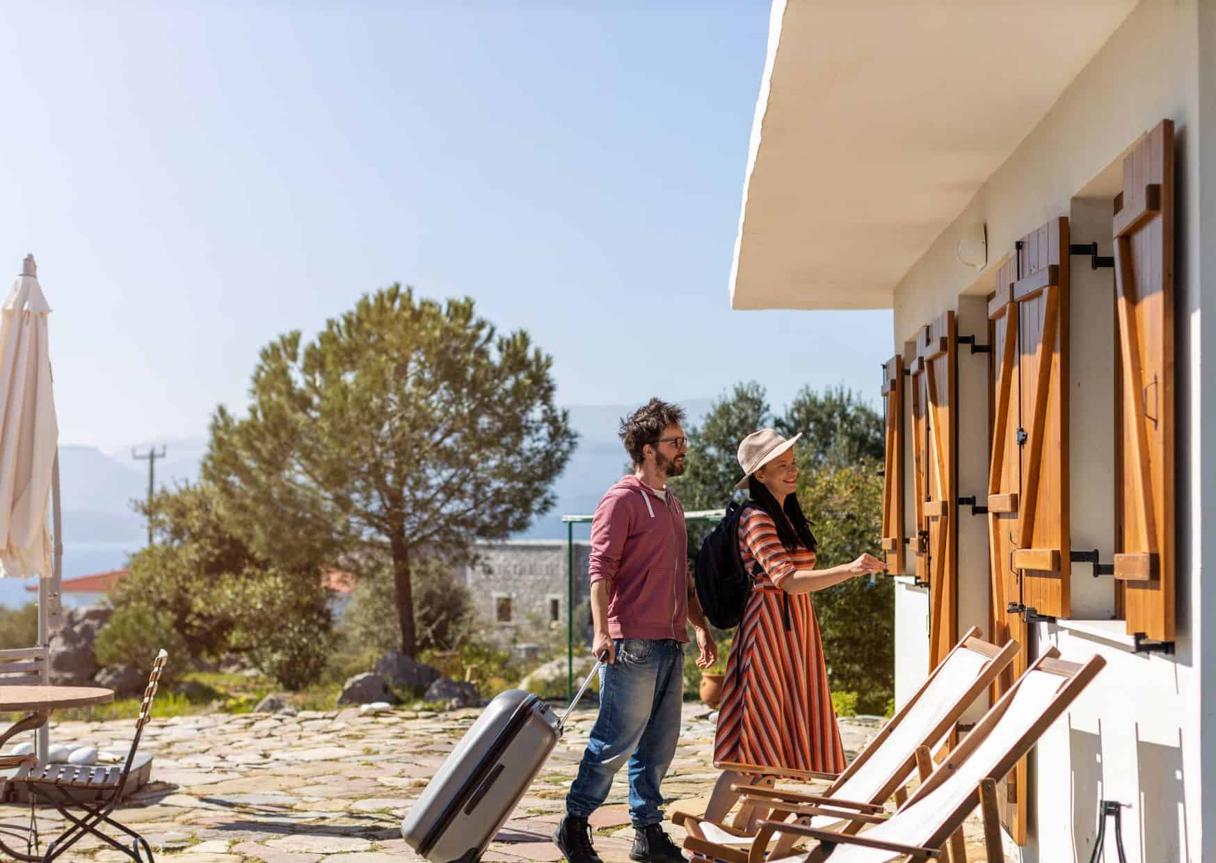 9 Cheaper Alternatives To Airbnb In Spain: How To Find Affordable Places To Stay