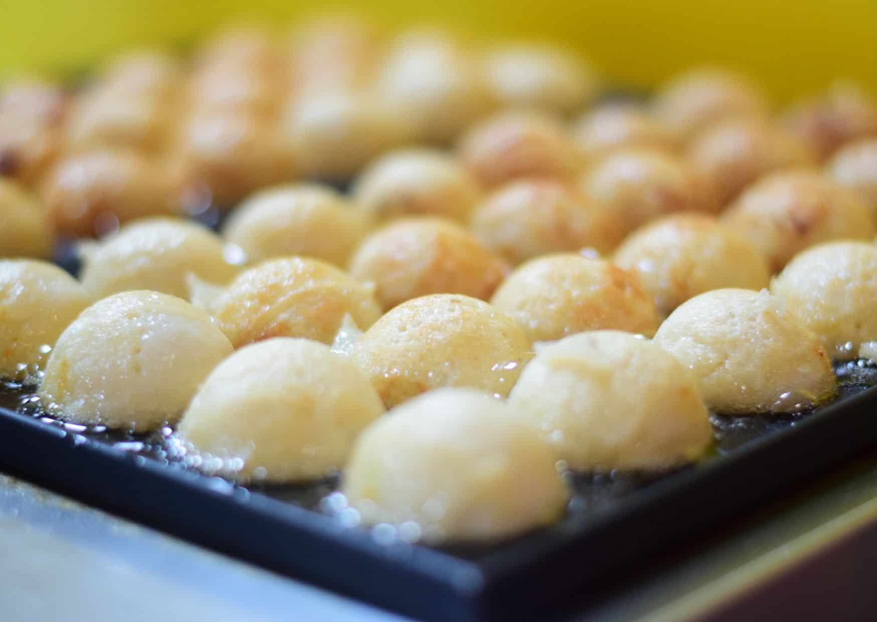 How To Make Homemade Takoyaki (Recipe Guide)