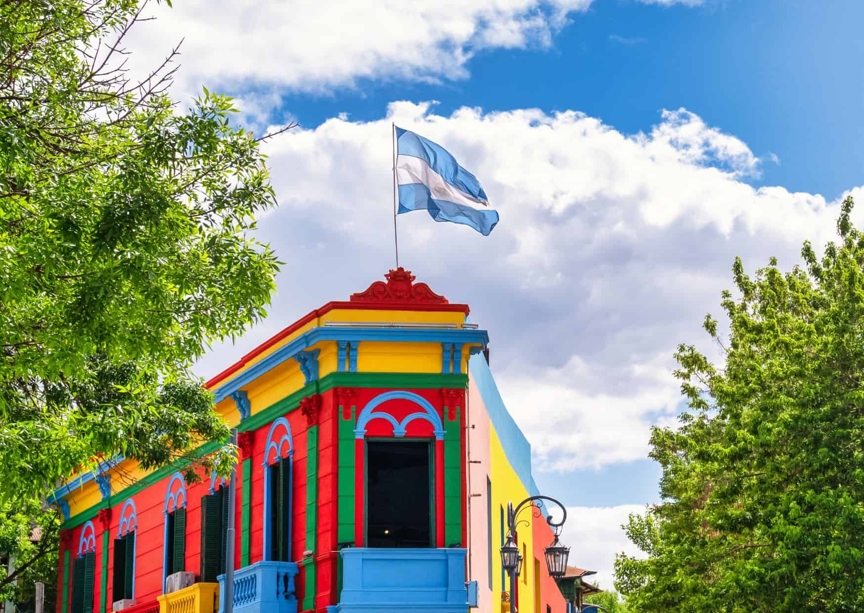 Thinking of Living Abroad? 15 Countries That Let Americans Stay Visa‑Free for 1 Year 14 10 Best Cities For Remote Workers Around The World