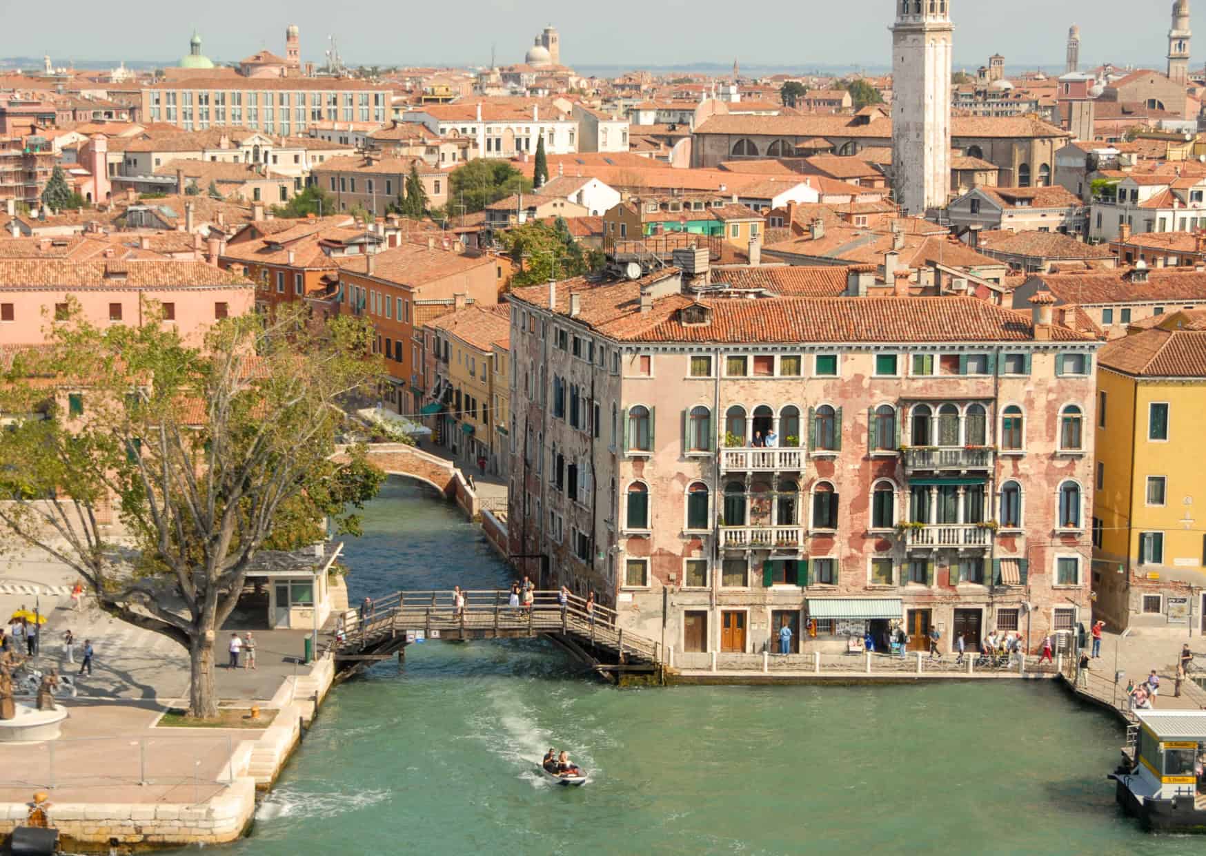 9 Hidden Canals in Venice That Tourists Haven’t Discovered Yet 1 Venice secret canals Fondamenta delle Zattere