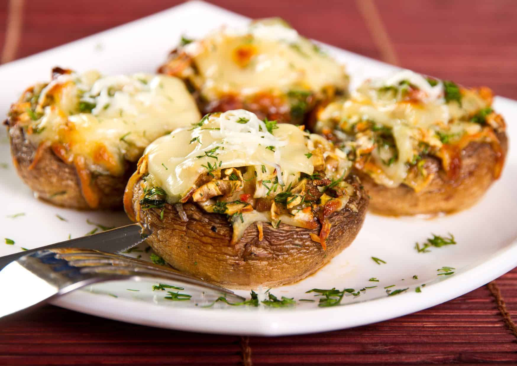 How To Make Italian Stuffed Mushrooms (Recipe Guide)