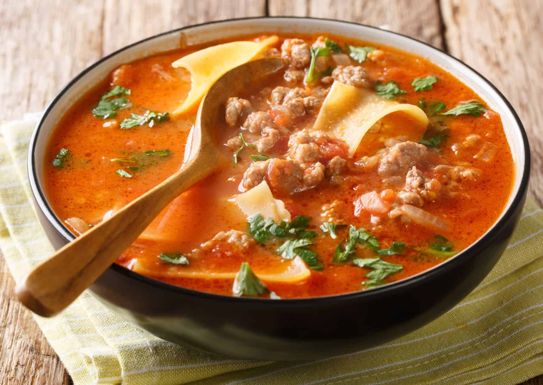 How To Make Lasagna Soup (Recipe Guide)