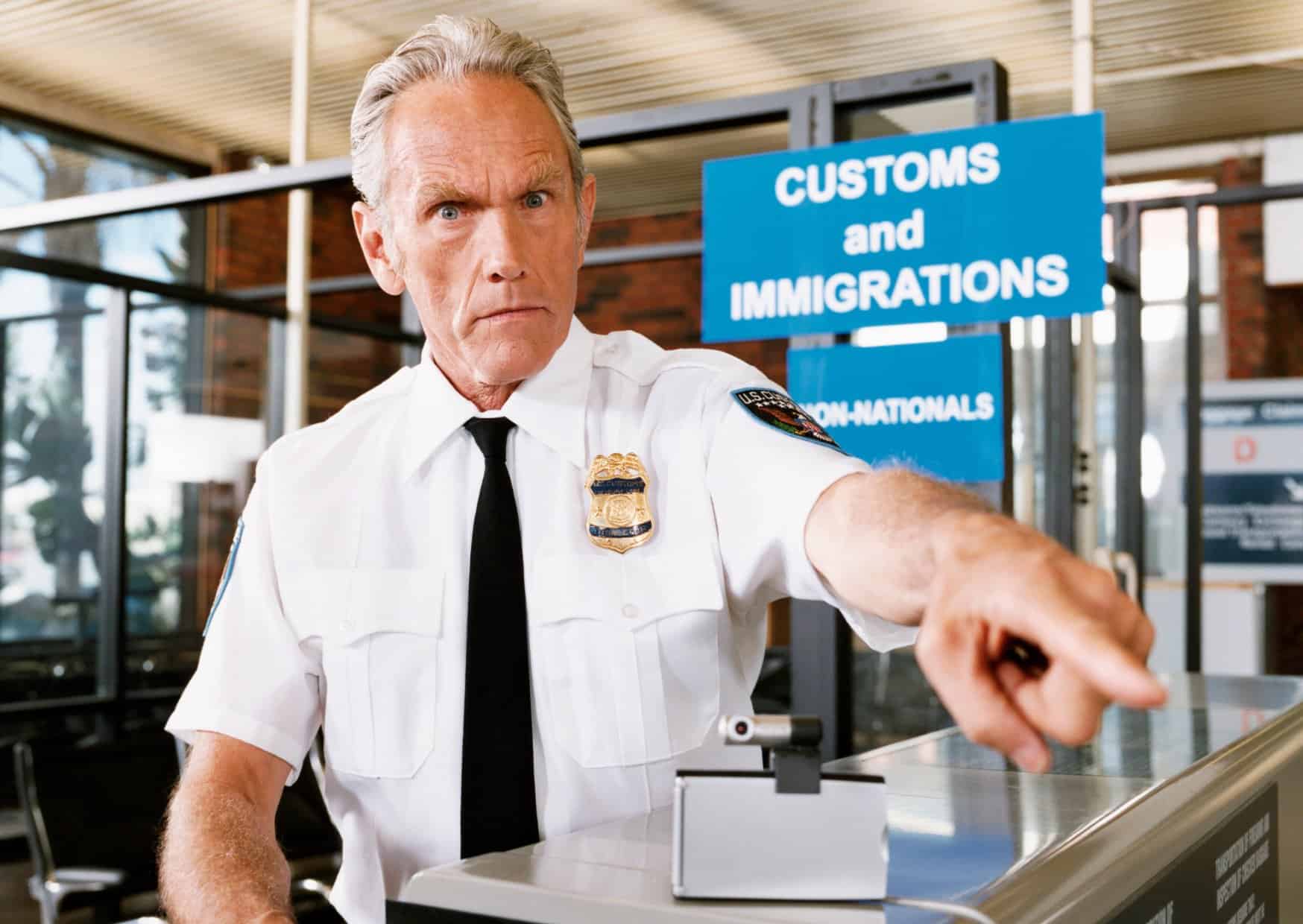 12 The Worst Airlines for Customer Service (And What to Fly Instead), 7 Airport Nightmares That Ruin Overseas Trips (5)