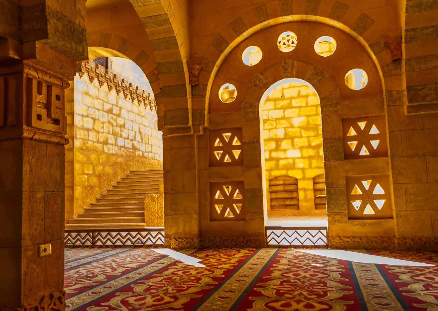 What Not to Do in Egypt: 20 Unspoken Rules Locals Follow 10 Don’t Do This in Egypt: 20 Things Not to Do in Egypt