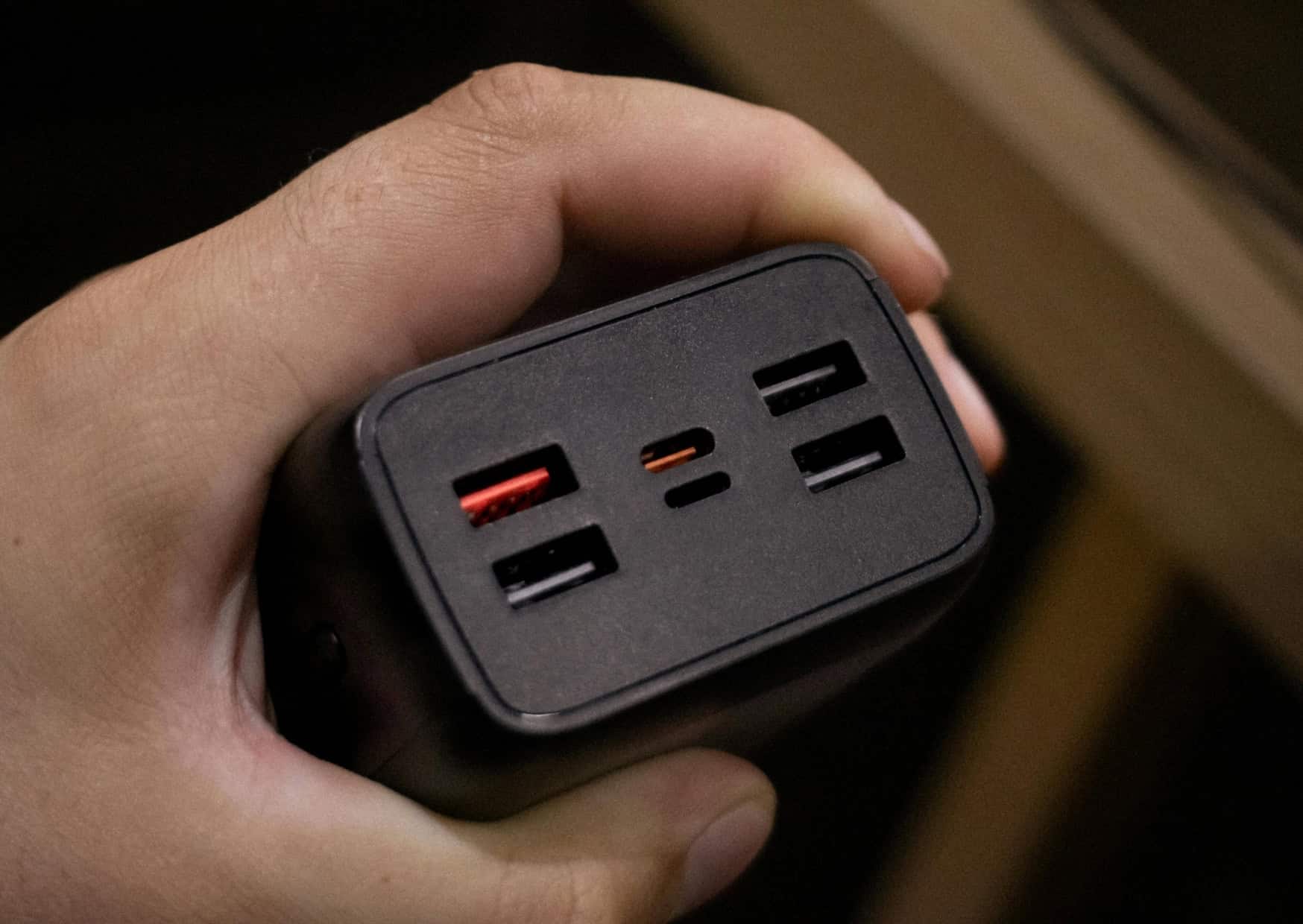 17 Genius Packing Hacks That Will Make You Rethink Everything You Know About Travel 5 How to Spend a Month in Europe packing hacks 5