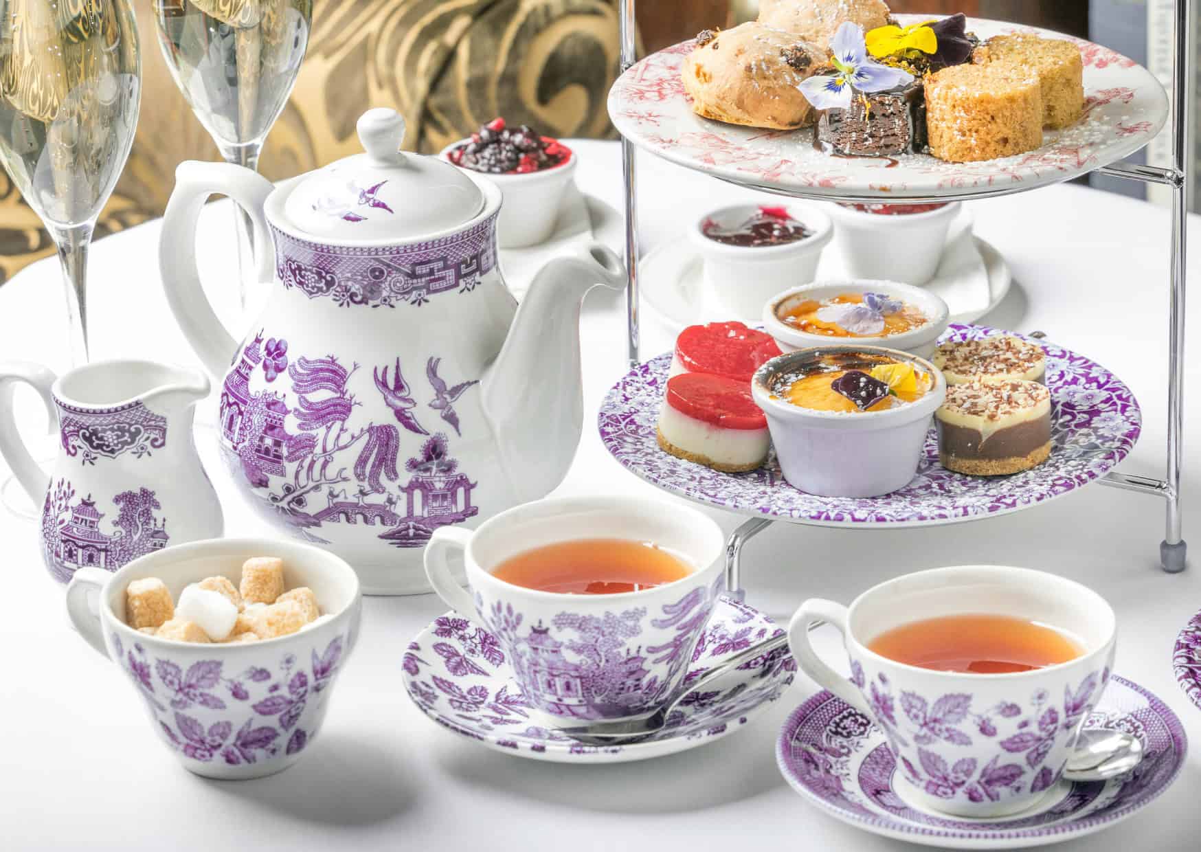 14 Unwritten UK Rules Tourists Always Break (But Locals Swear By) 5 Why The Real Afternoon Tea in Europe Is Nothing Like High Tea Tourism