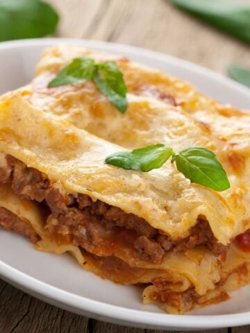 Nonna&rsquo;s Classic Homemade Lasagna (Recipe Guide & Story)