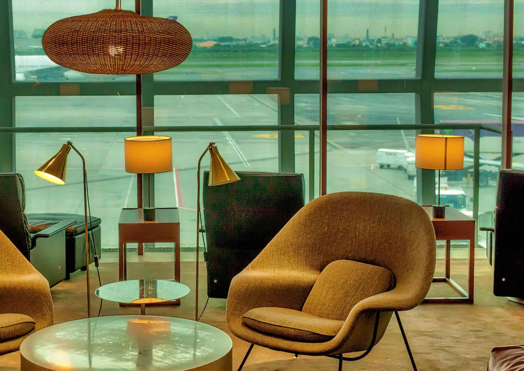 The Airport Survival Guide: 15 Hacks for Stress-Free Travel