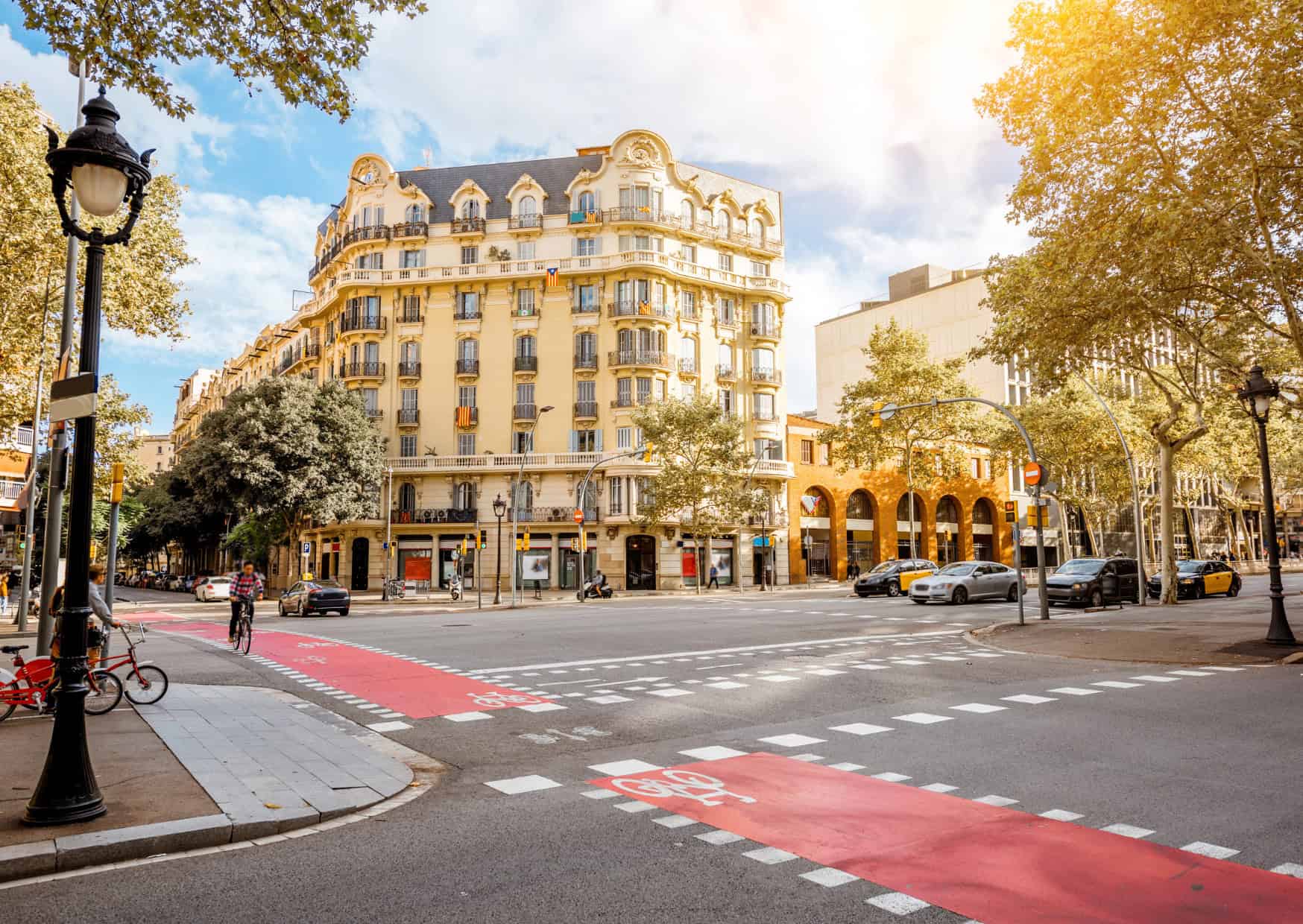Why Mediterranean Streets Create Happier People 3