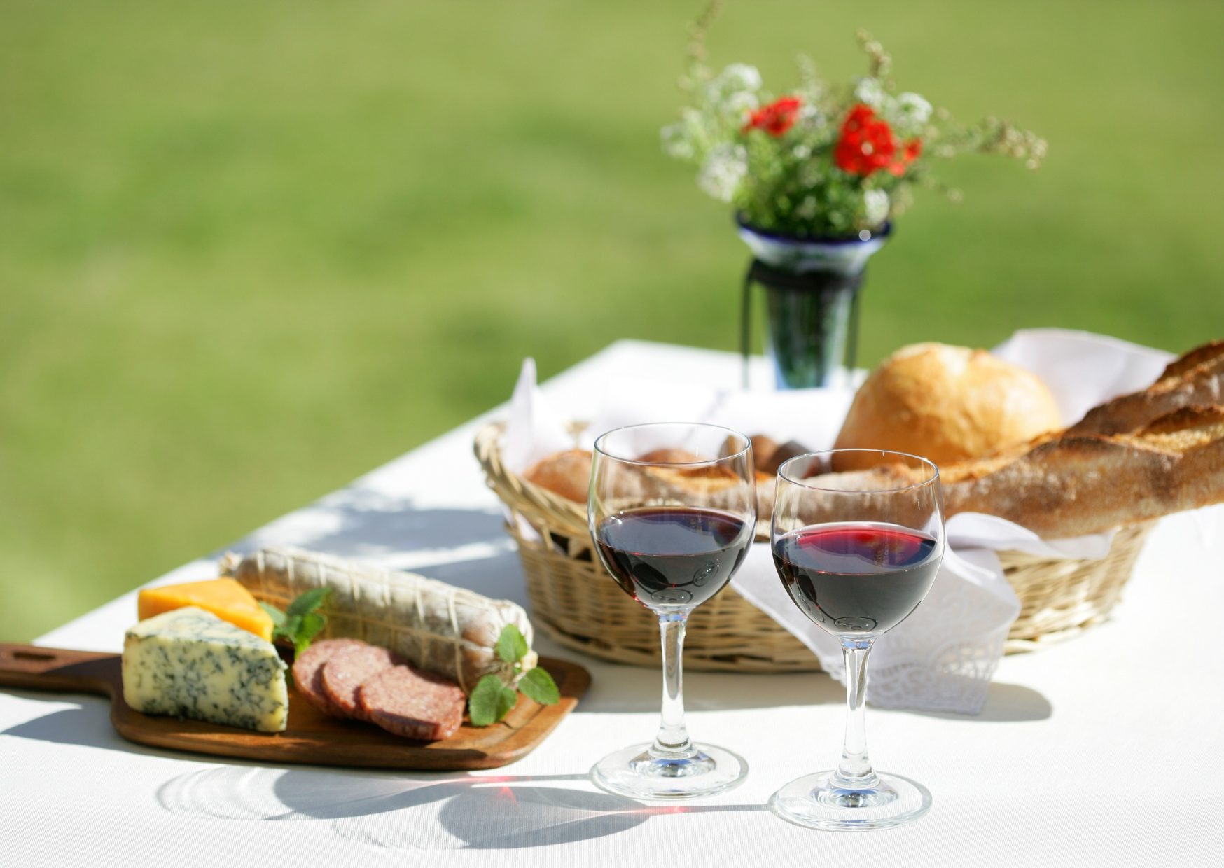 Alcohol Rule French Follow 2