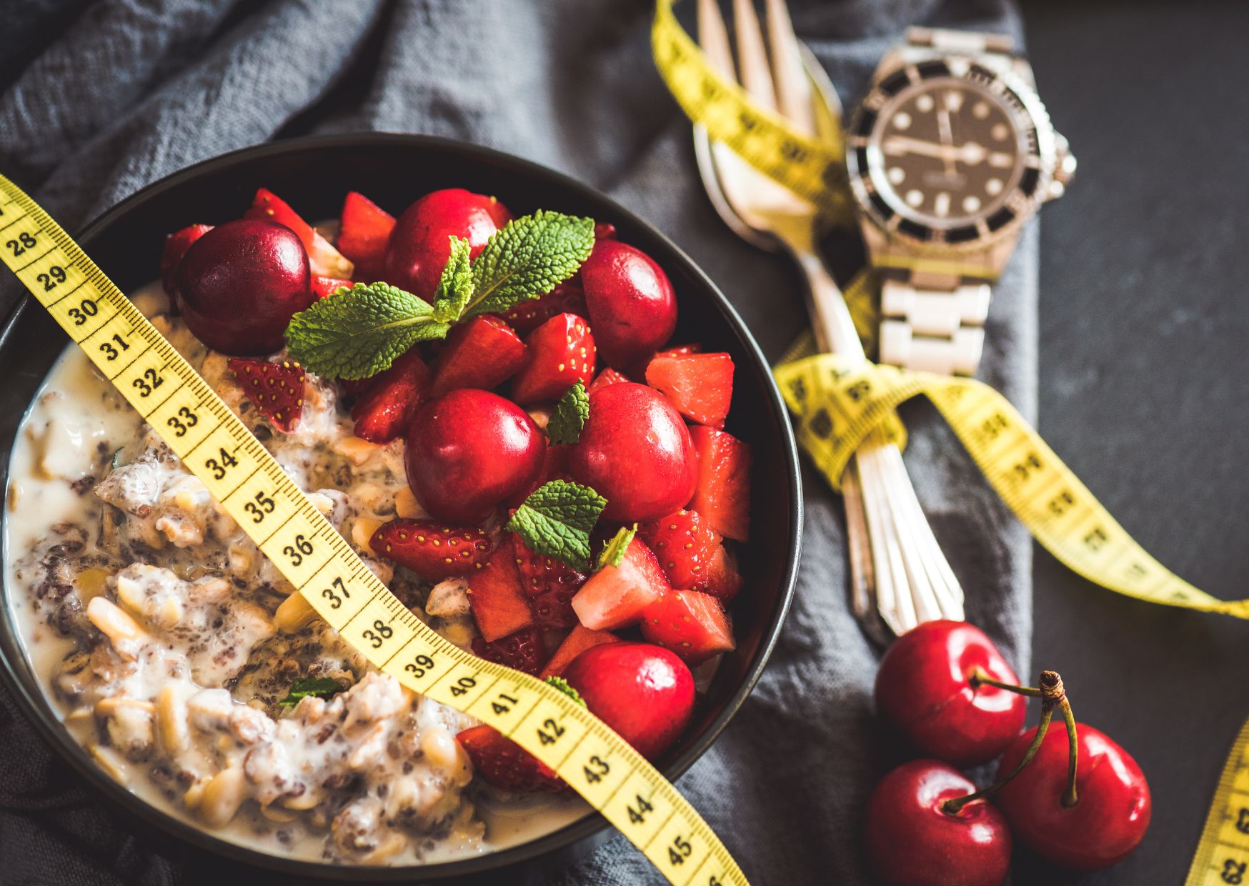 This Mediterranean Eating Habit Could Be Healthier Than Intermittent Fasting (For Americans)