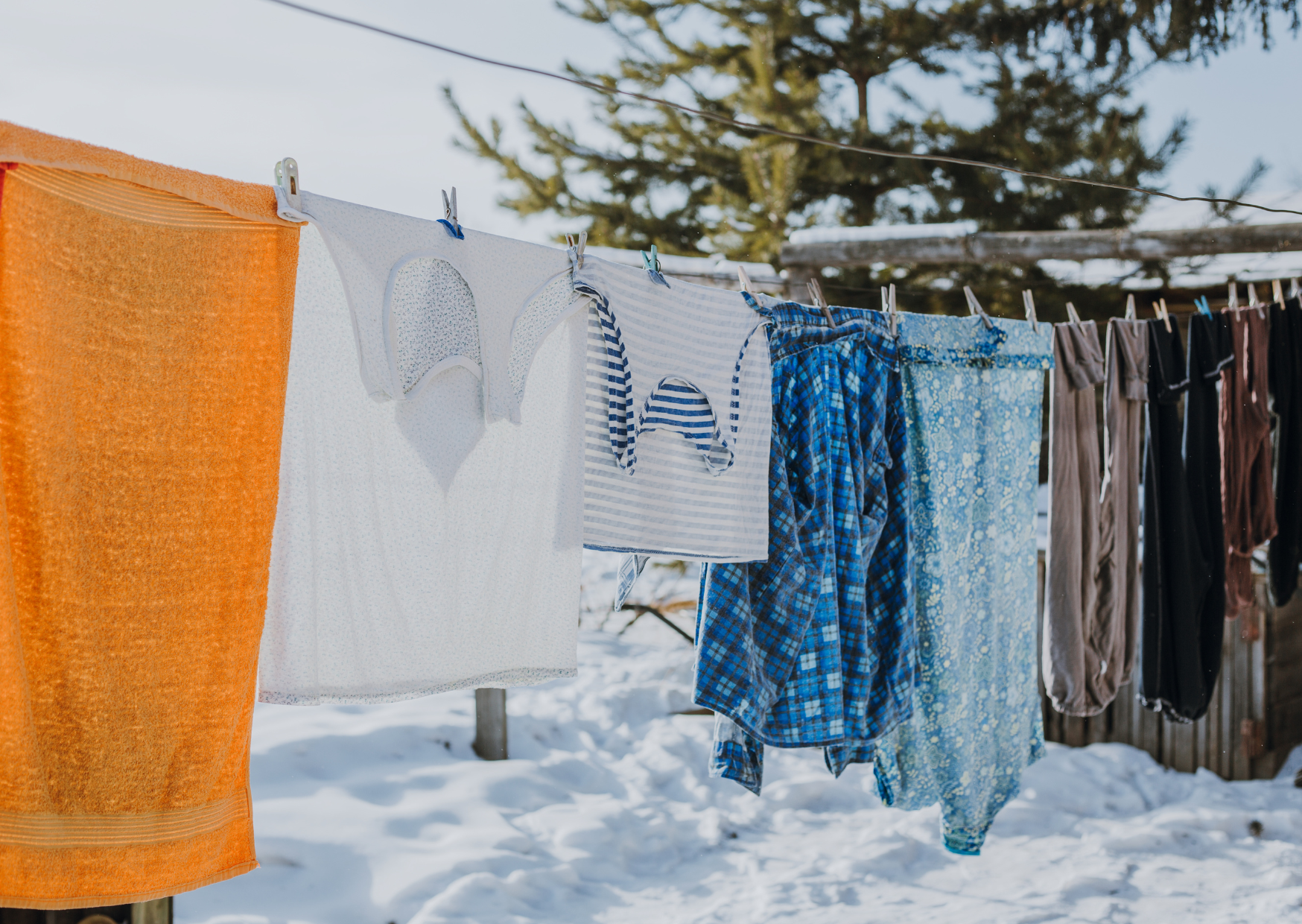 Why Italians Hang Laundry Outside in Winter 5