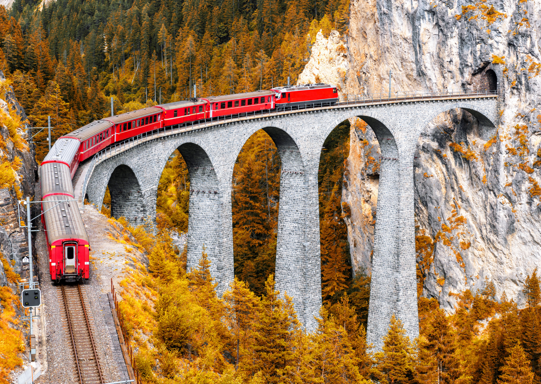 The Fall Flight Pattern That Saves Americans €1000 on European Trips 5 Fall Flight Pattern 2