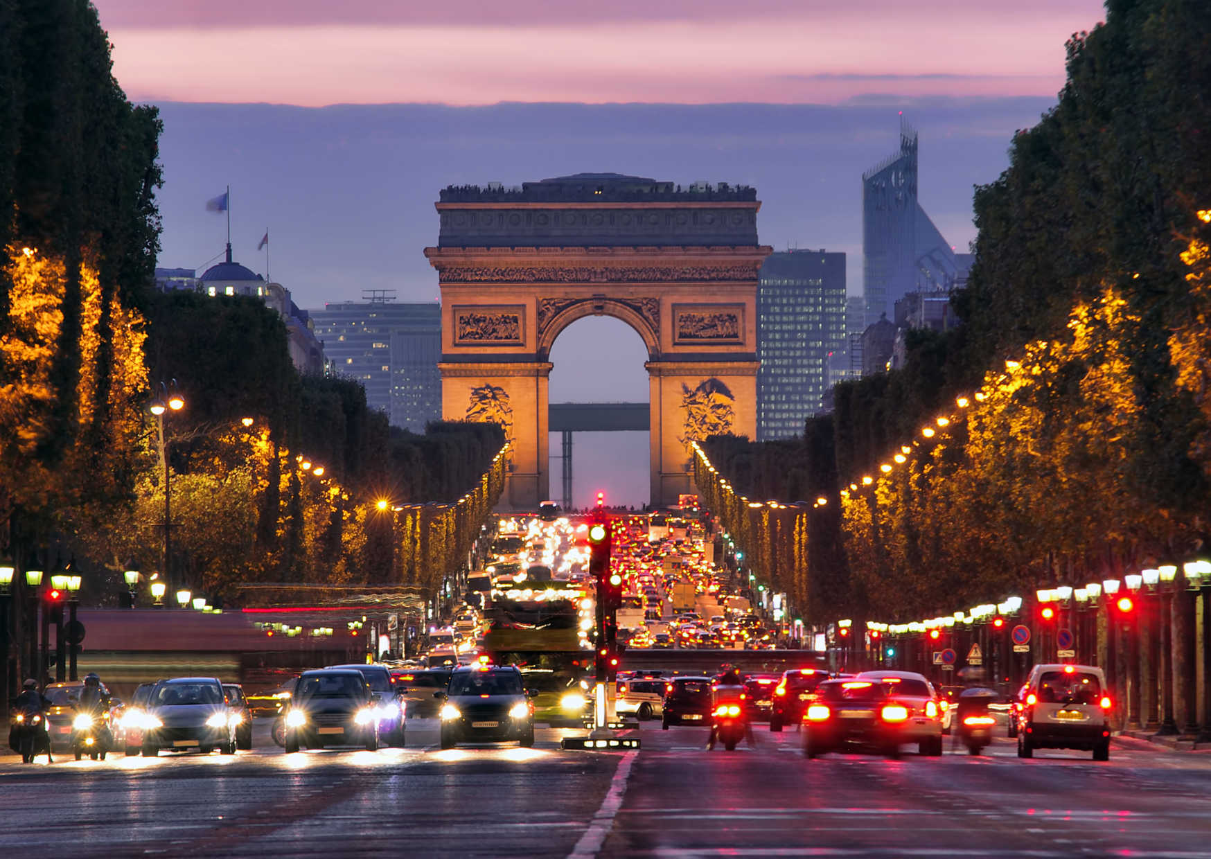 The Airbnb Cleaning Fee Trap in Paris That Most Americans Don’t See Coming 4 Uber Setting in Paris 3