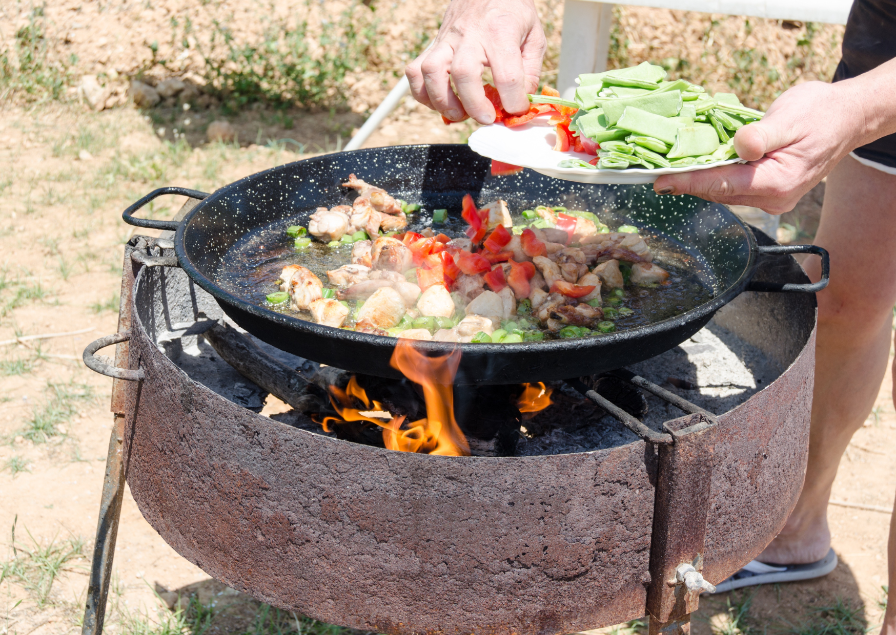 The Paella Rules Valencians Follow That Make American Versions Look Like Rice Disasters 2 Paella rules 3