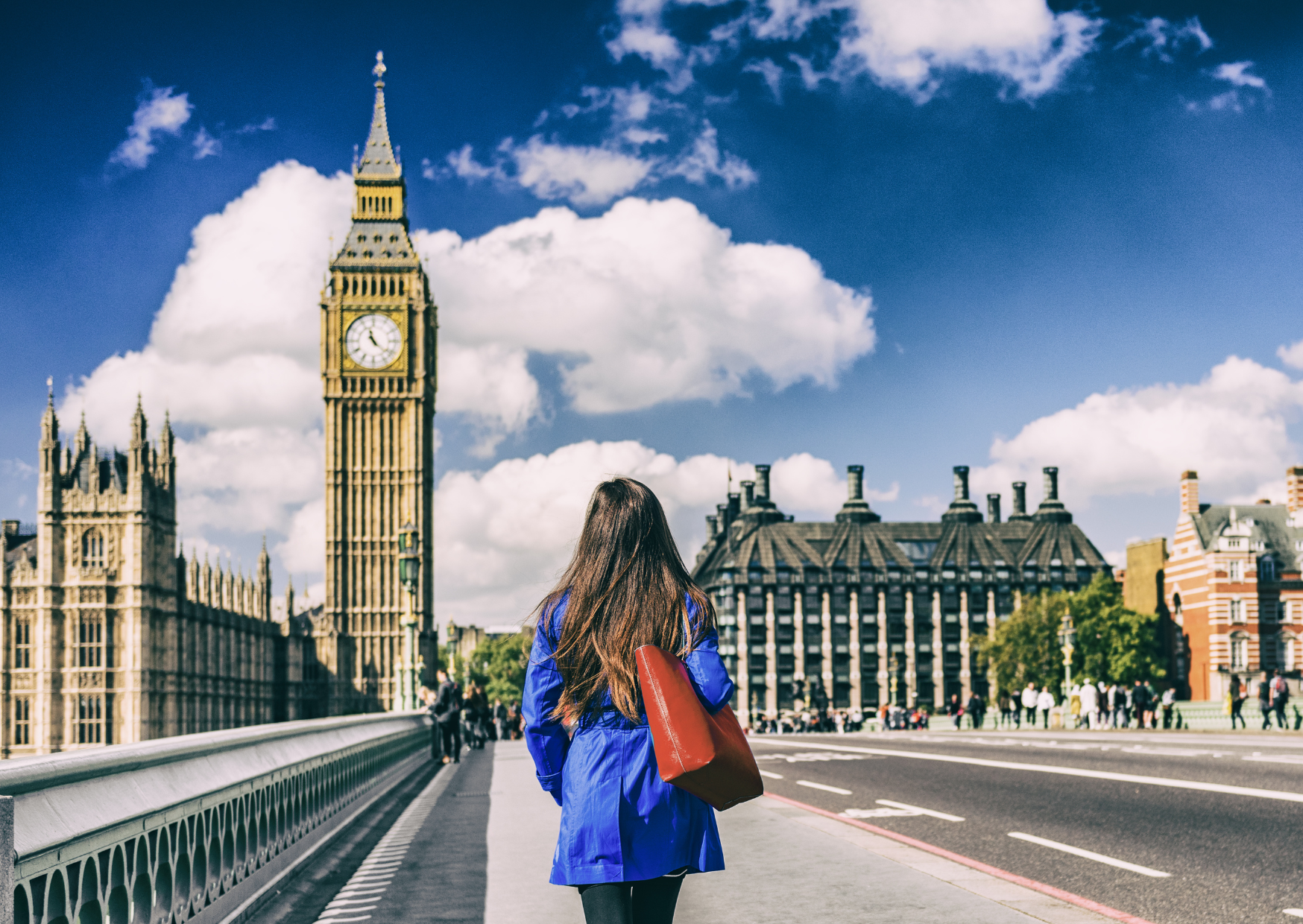 Why 40% Of Americans Leave Europe Within 2 Years - The Truth