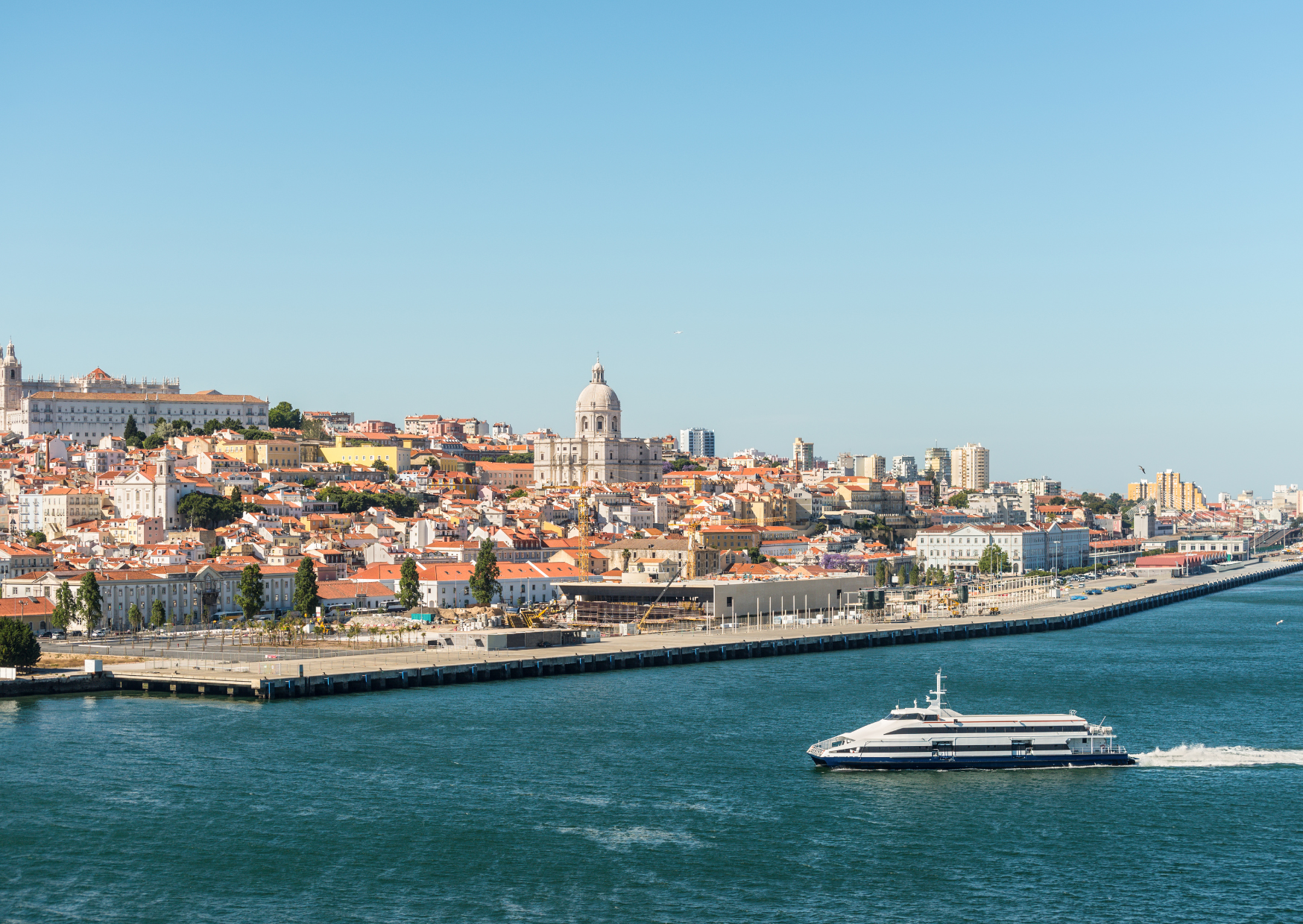 She Got Divorced At 53 And Moved To Lisbon With $48,000 Year 3 6 Lisbon 3