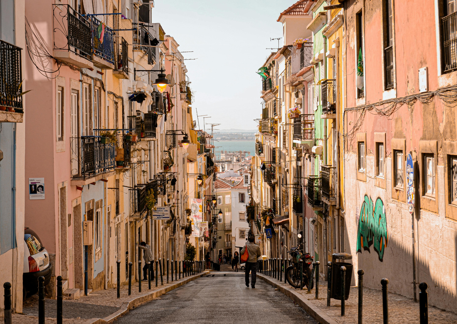 She Got Divorced At 53 And Moved To Lisbon With $48,000 Year 3 1 Lisbon