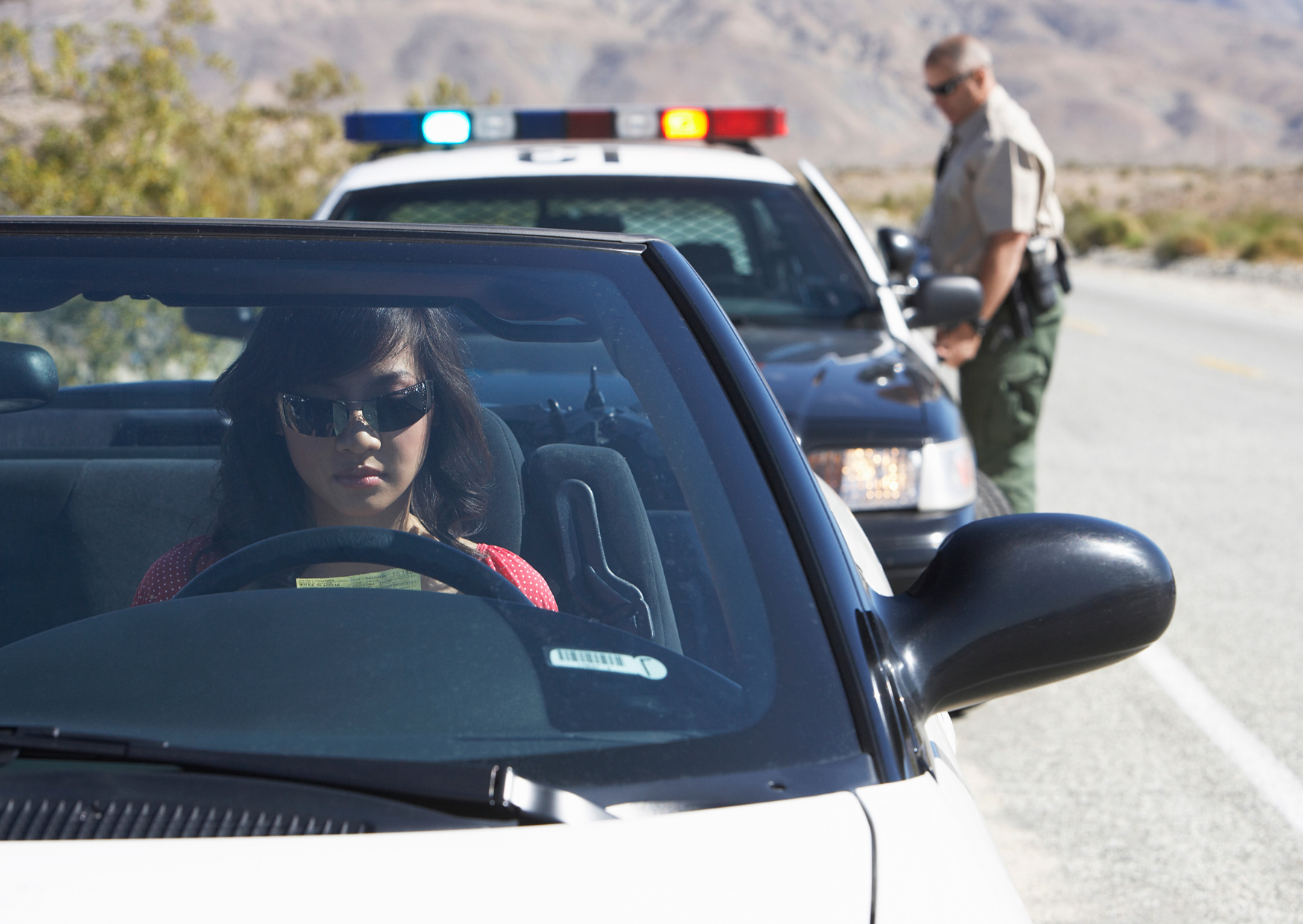9 American Driving Habits That Get You Pulled Over In Europe 3 pulled over 4