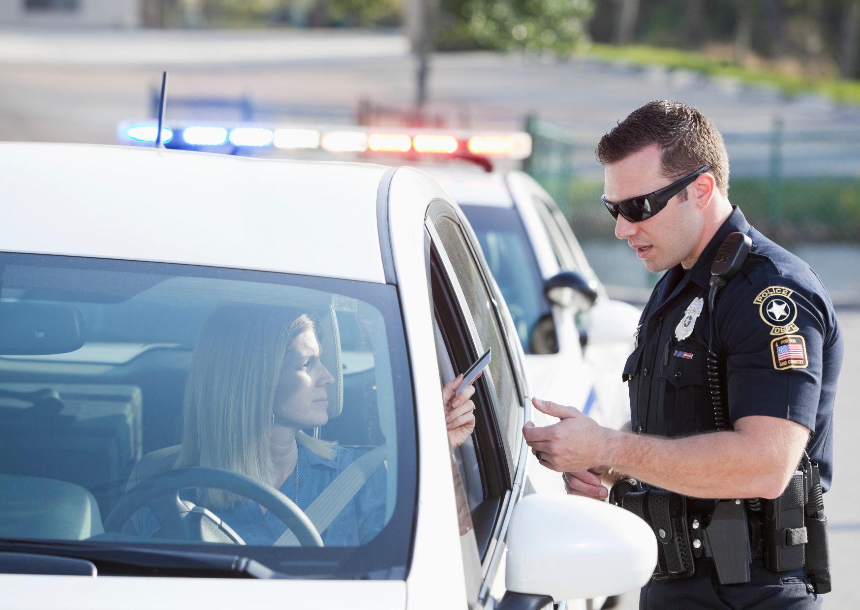 9 American Driving Habits That Get You Pulled Over In Europe 6 pulled over