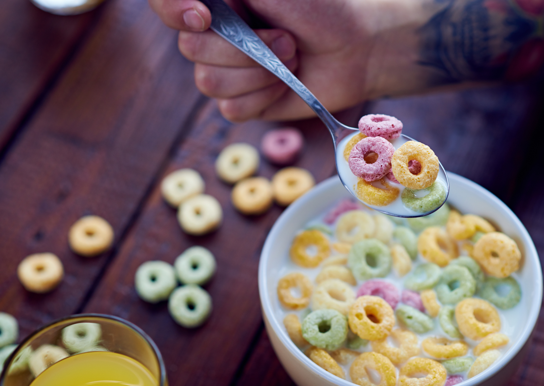 The Ingredients In American Breakfast Cereals That France Banned 20 Years Ago 4 Eating American cereal 3