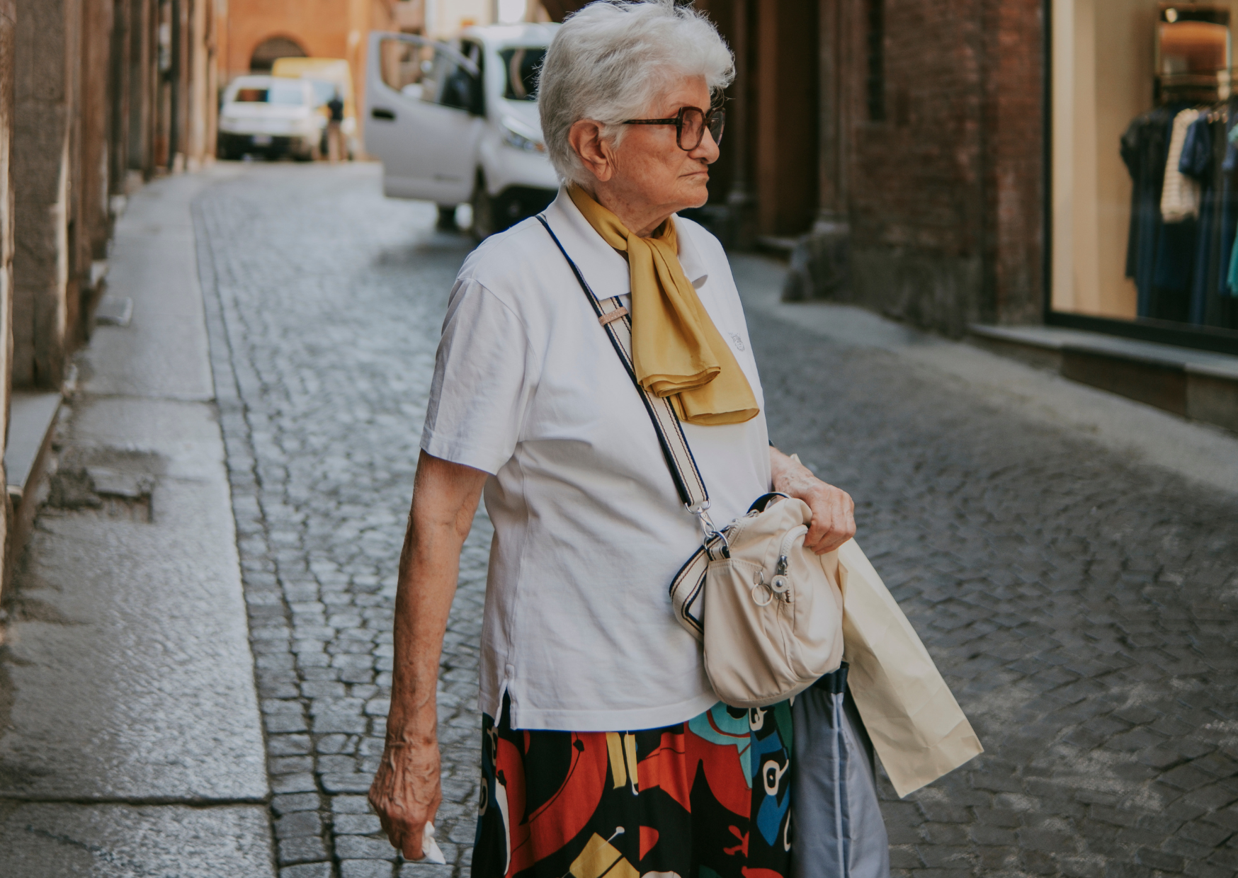 10 Daily Habits French Women Over 60 Consider Non-Negotiable That Americans Forget After 50 7 french habit