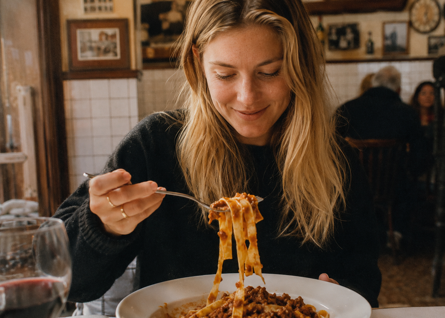 The 5 Italian Pasta Shapes Tourists Order Wrong: What Italians Actually Pair With Each Sauce 2 pasta 3