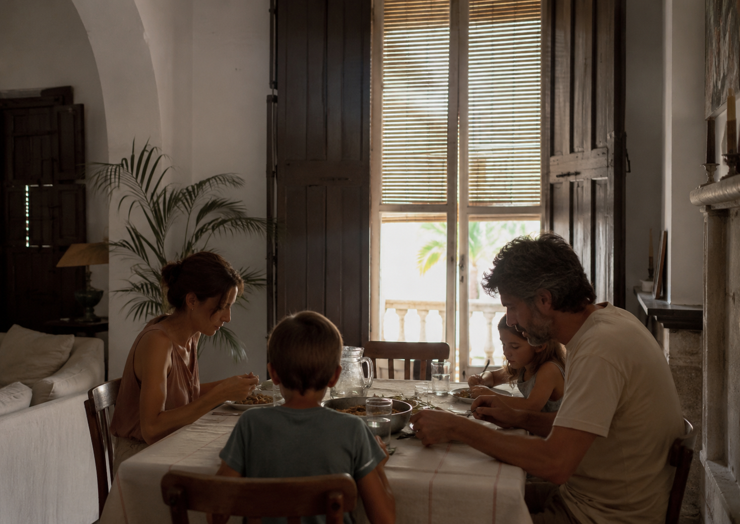 Locals Vanish From Spanish Córdoba Streets at 2pm in July: The Heat Schedule Tourists Refuse to Copy 2 Cordoba streets 5