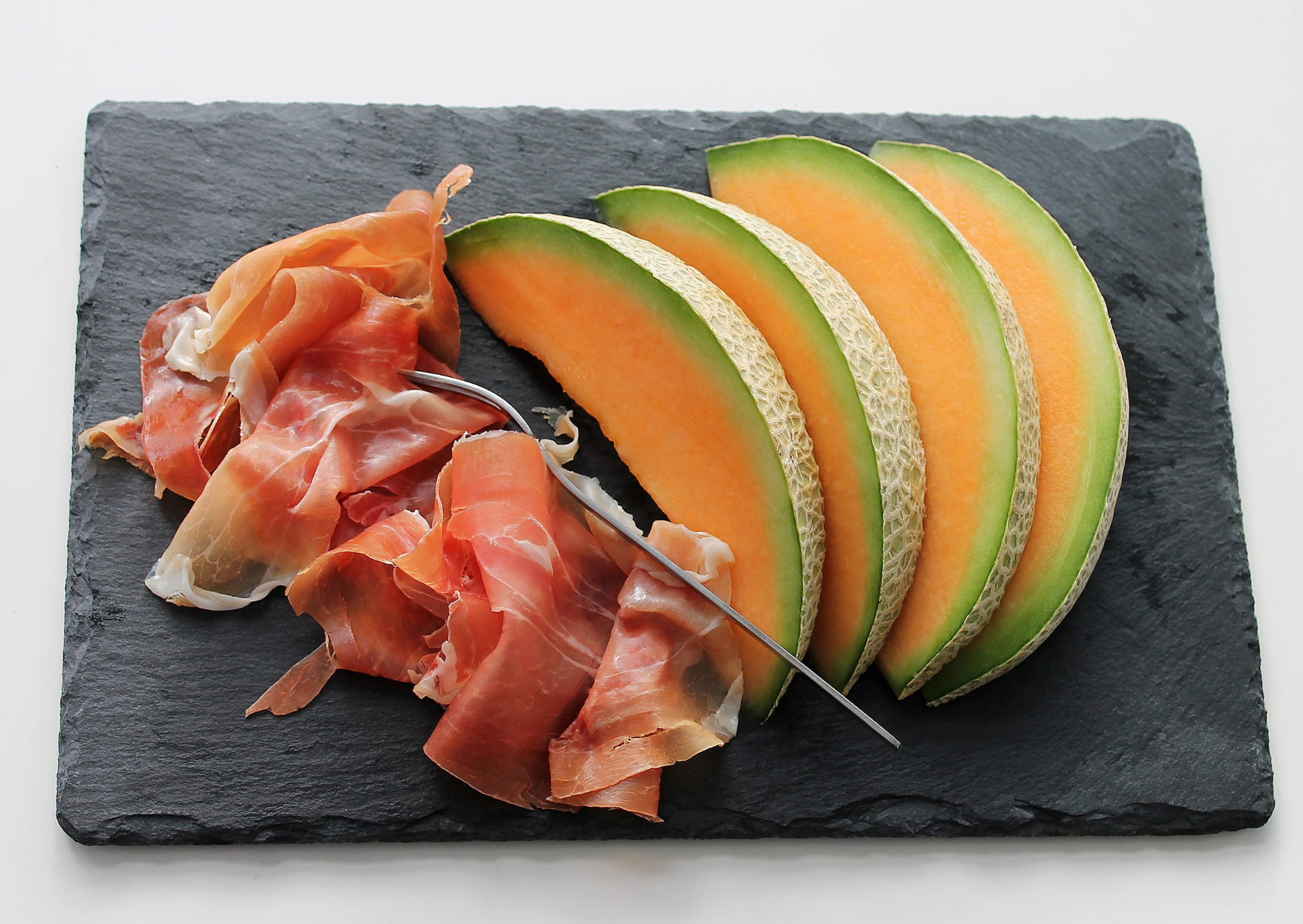 Melon With Ham Is Spain's August Dinner: Why the Pairing Works and How to Serve It 4 Melon con jamon 3