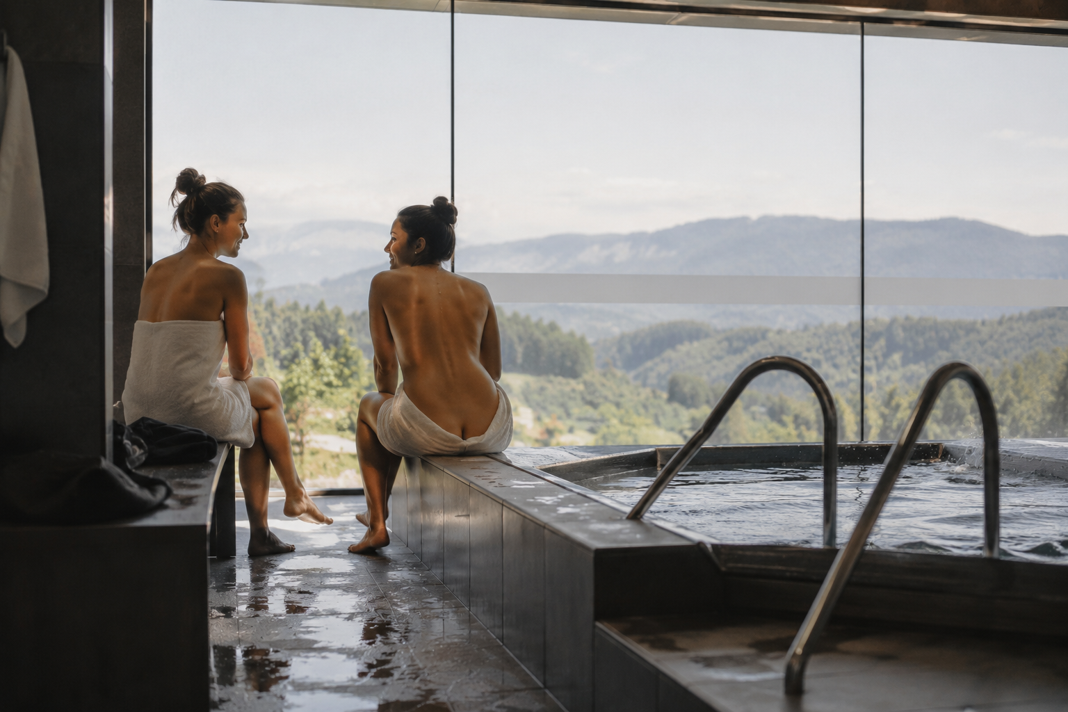 Europeans Undress at the Gym Without the Towel Dance American Locker Rooms Invented 6 gym 8