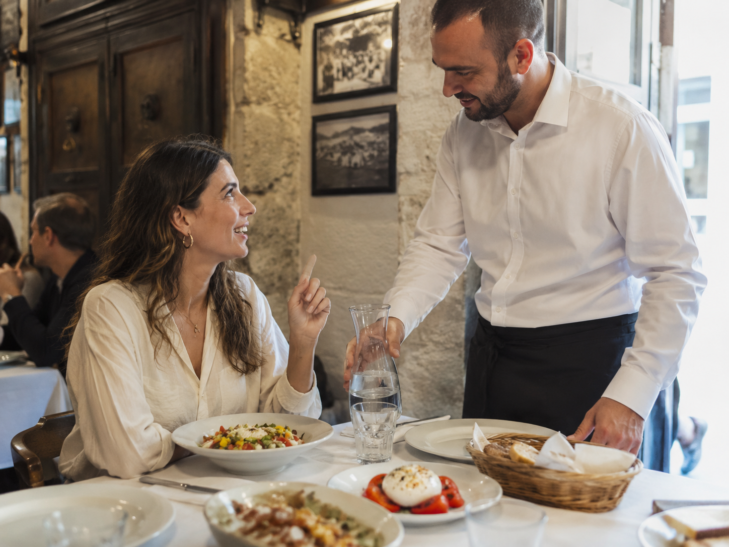 9 Spanish Restaurant Rules Americans Break Before the Bread Arrives 3 restaurant 3